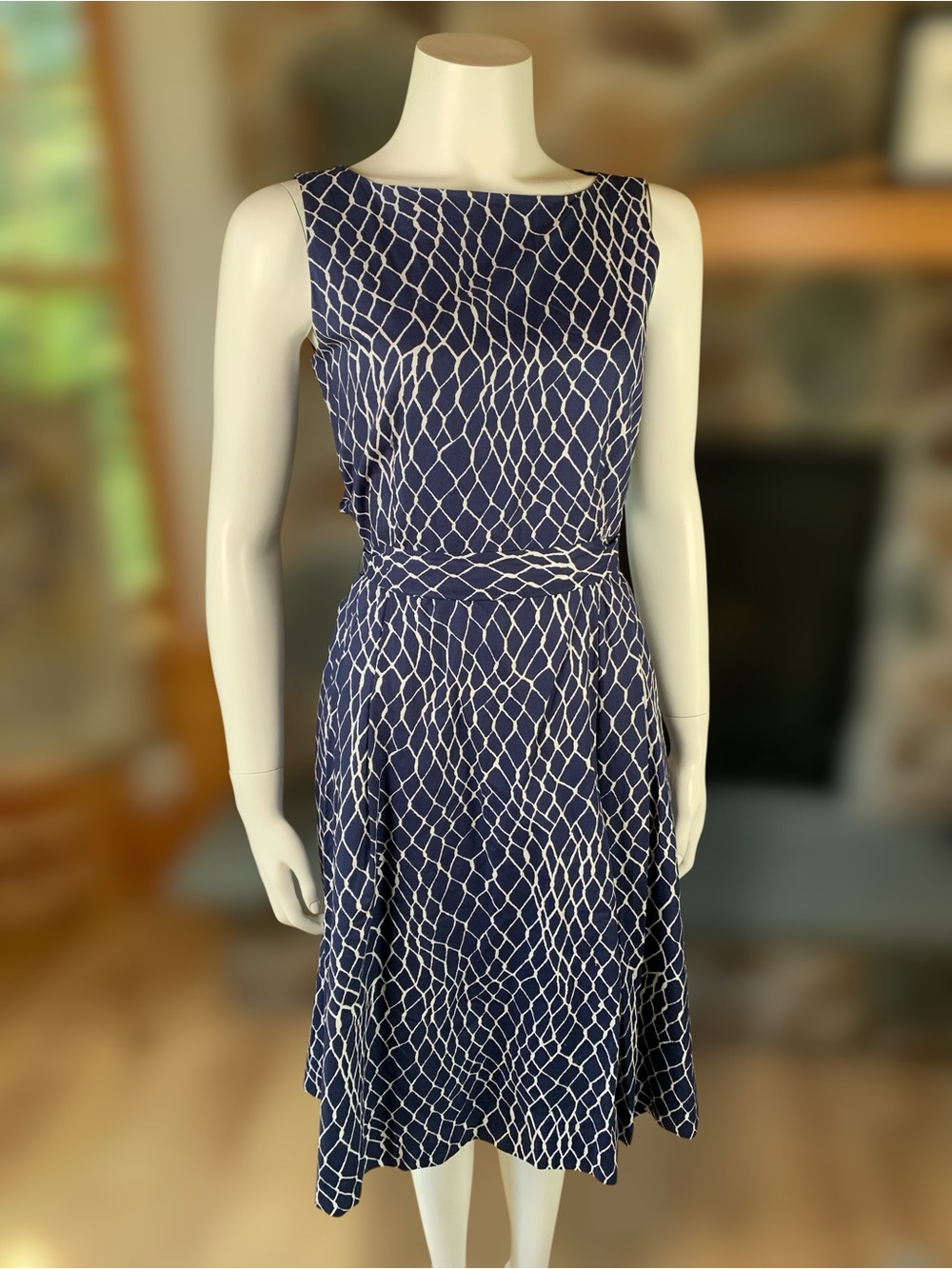 LL Bean Signature Patterned Cotton Fit and Flare Dress with Belt 4